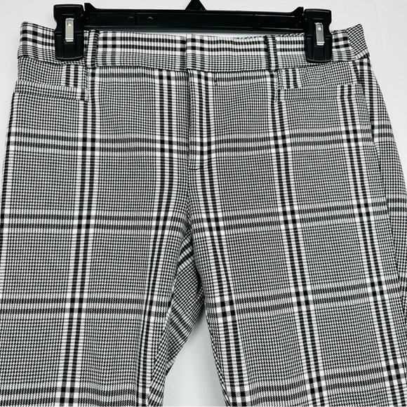 Banana Republic Sloan Pant Neutral Black and White Plaid Size: 0 - Picture 3 of 6